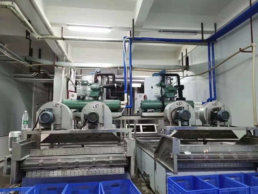 Mesin Pembuat Es Kepingan Salju 70kw 10ton Untuk Pendingin Makanan Laut
